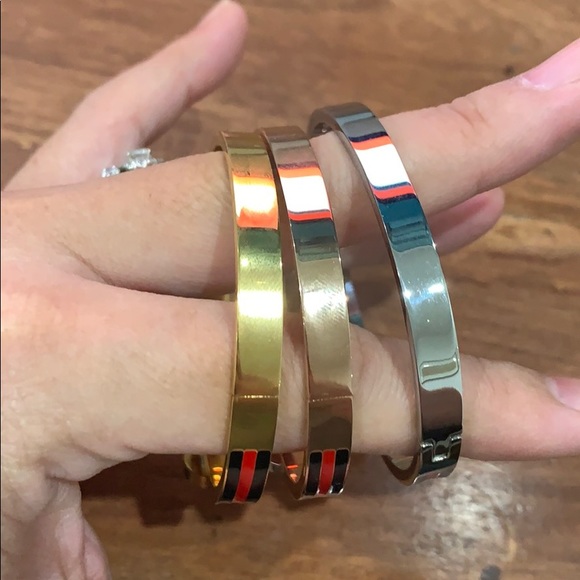 24k gold plated with stainless steel bangle - Picture 7 of 8